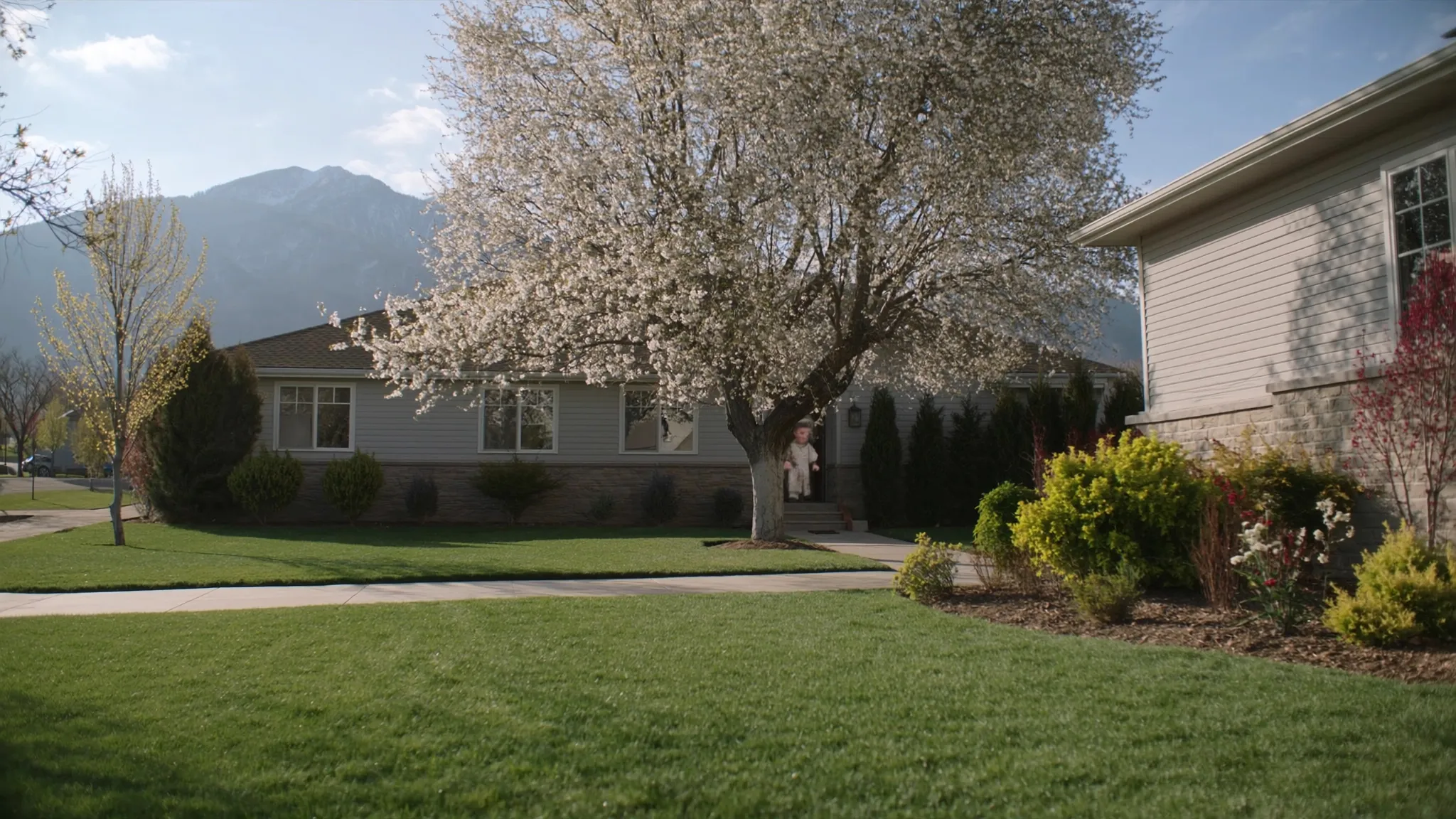 When Is the Best Month to Sell a House in Salt Lake County? — article hero illustration